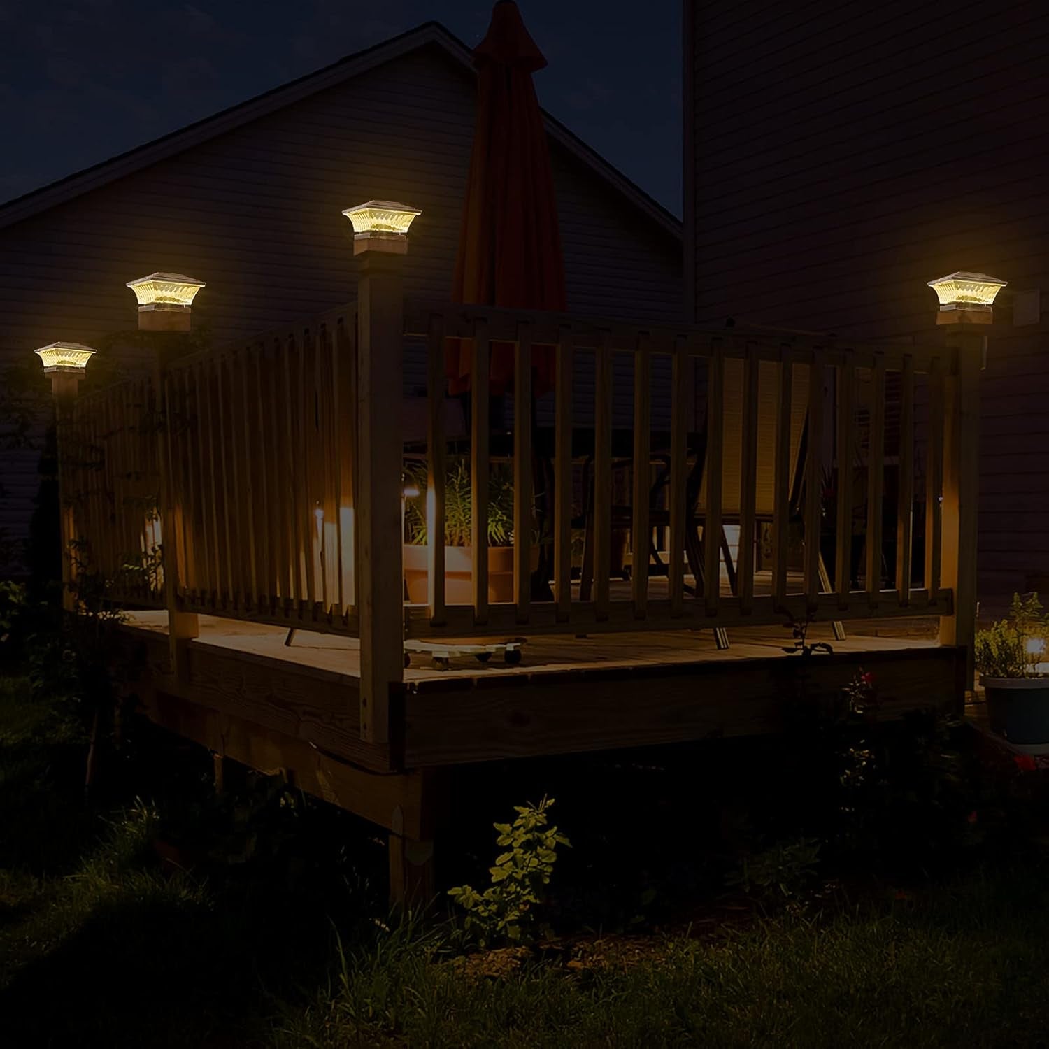 Solar Post Cap Lights 2 Lighting Modes Outdoor LED Lighting Deck Fence Cap Light Warm White/Bright White Lighting Suitable for 4X4 Wooden Posts (6Pk, Brushed Copper)